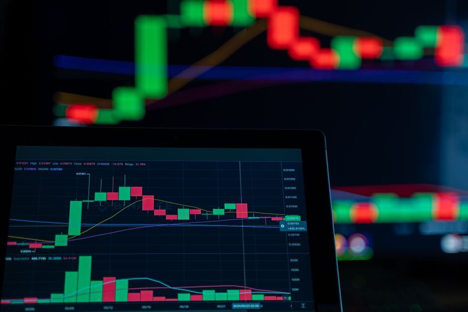 Forex Expert Advisor — What a Forex Expert Advisor Can Automate and What Needs Supervision